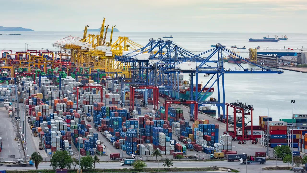 Terminal portuario de contenedores